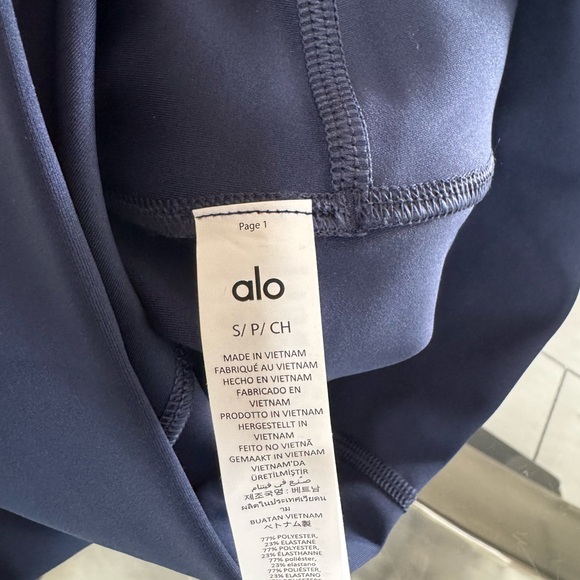 Alo yoga. Airlift Hr - Picture 12 of 16